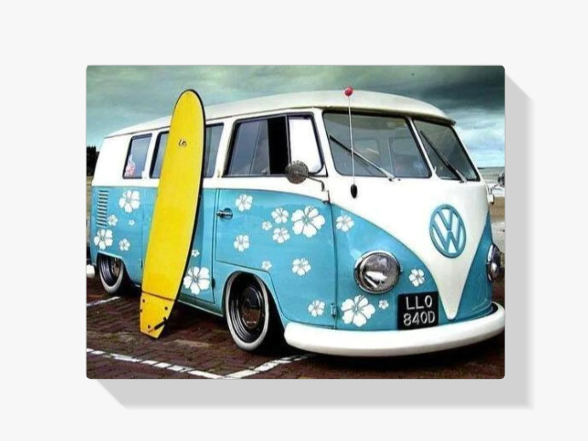 Blaue Wagen mit gelbem Surfbrett - Malen nach Zahlen